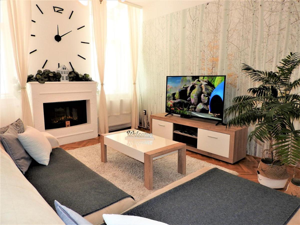 Léna Apartman - Eger Extérieur photo