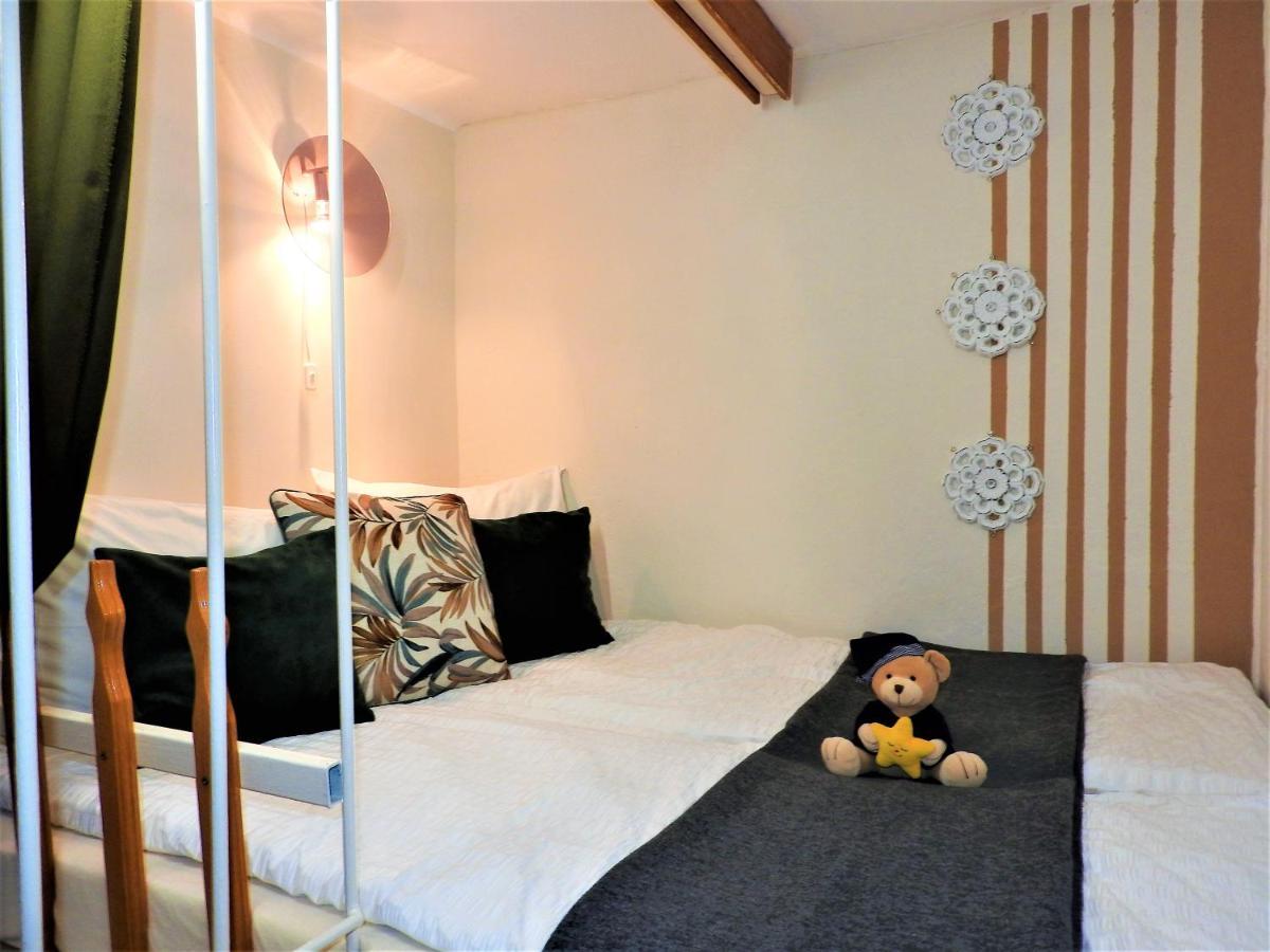 Léna Apartman - Eger Extérieur photo